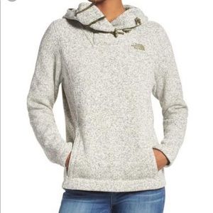 ISO THIS SWEATER! In small, medium, or large!